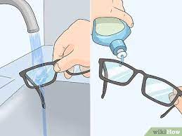 نحوه تمیز کردن عینک به روش صحیح